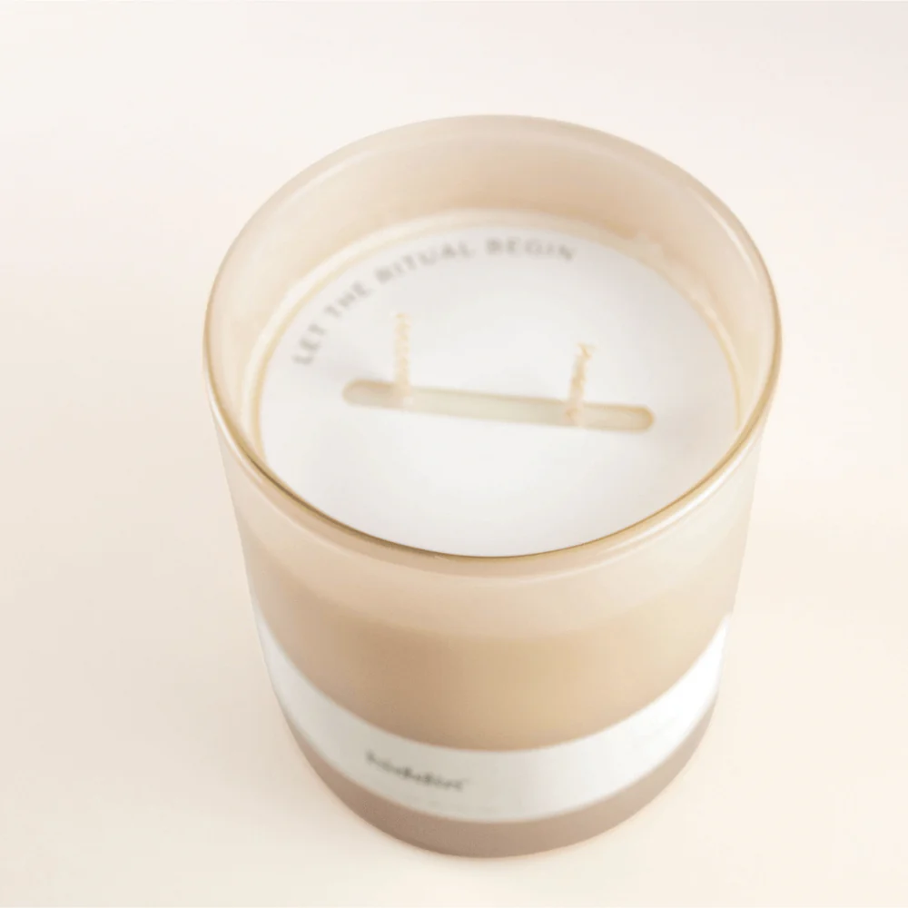 Hiddin Pet Deodorizing Glass Candle - Image 7