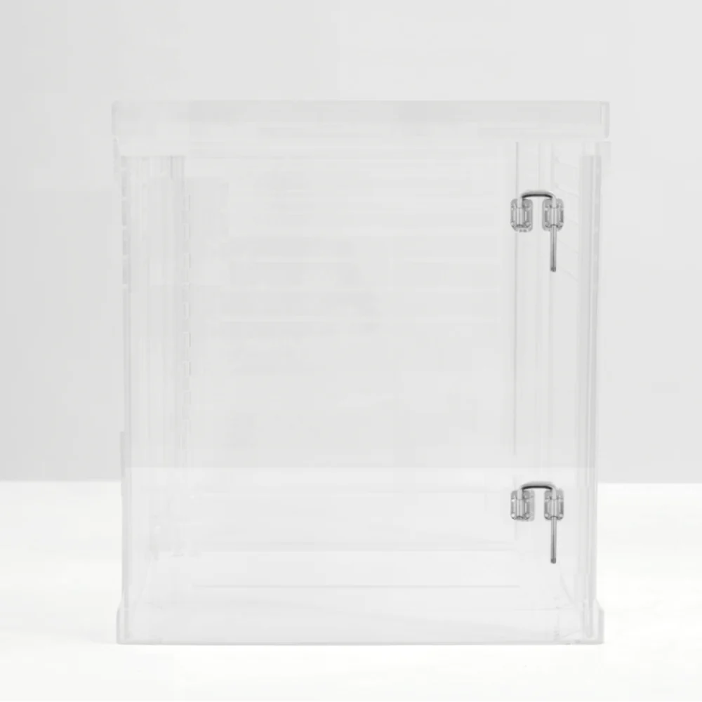 Medium Crate (Silver Latch) - Image 8